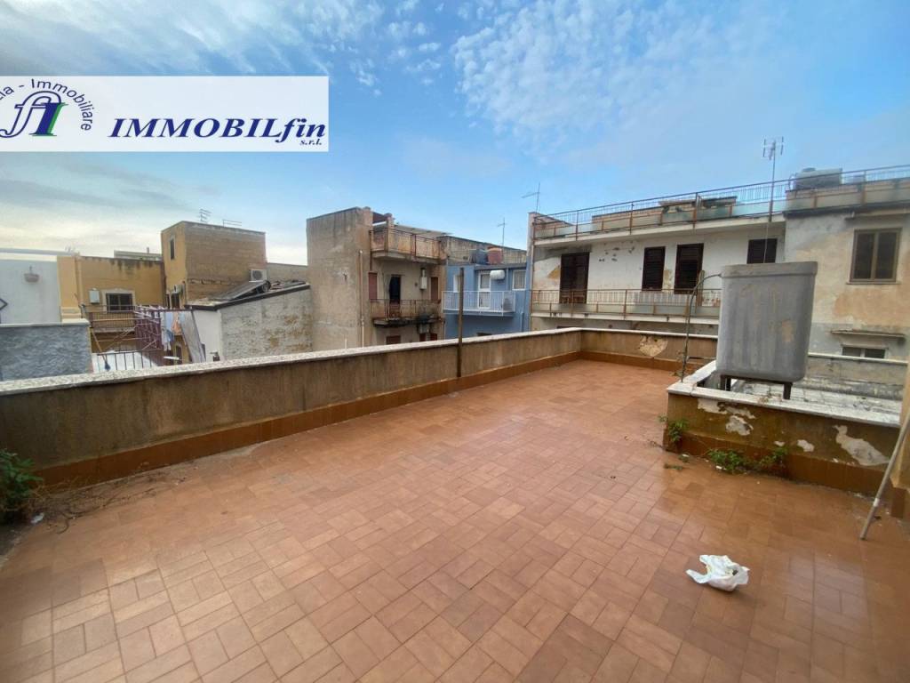 Palazzo / stabile a Villabate in VIA CHIASSO FAJA 25 - Foto 3