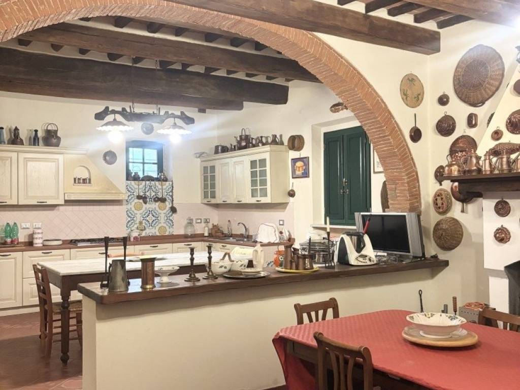 Villa a San giuliano terme in Via Ulisse Dini, 66 - Foto 5