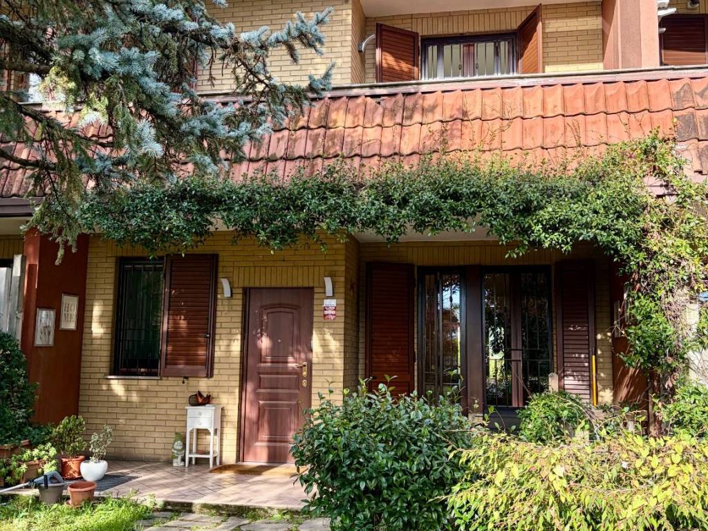 Villetta a schiera a Muggiò in Via Amatore Sciesa, 4 - Foto 2