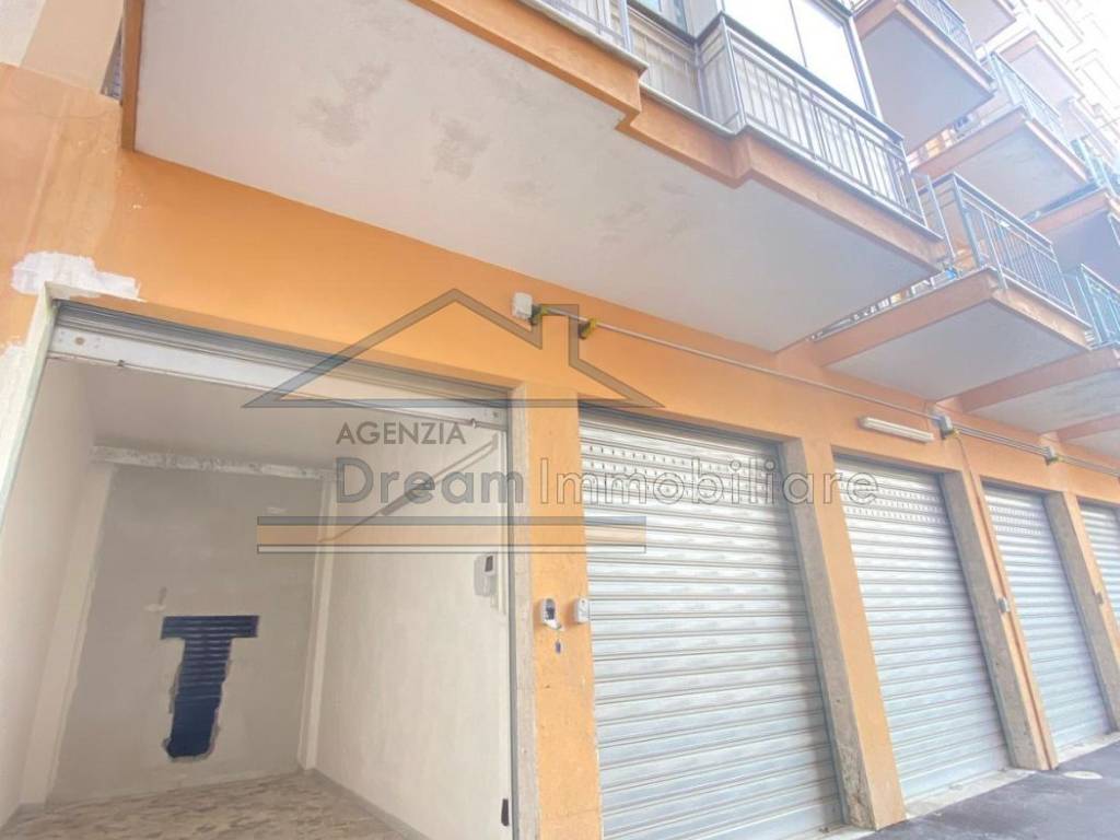 Box / garage a Giugliano in campania in Piazza Antonio Gramsci - Foto 3