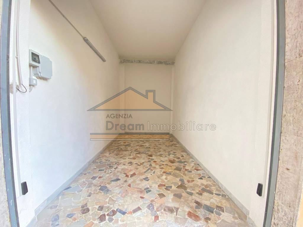 Box / garage a Giugliano in campania in Piazza Antonio Gramsci - Foto 5