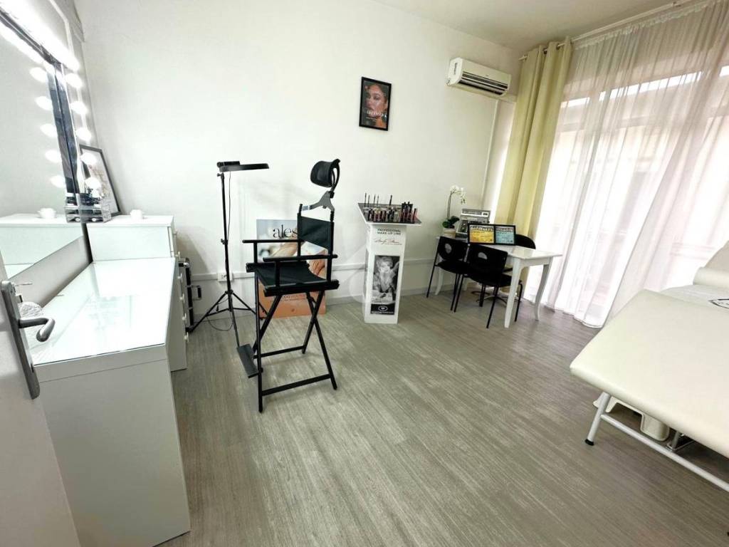 Appartamento a Mondragone in Viale margherita - Foto 3