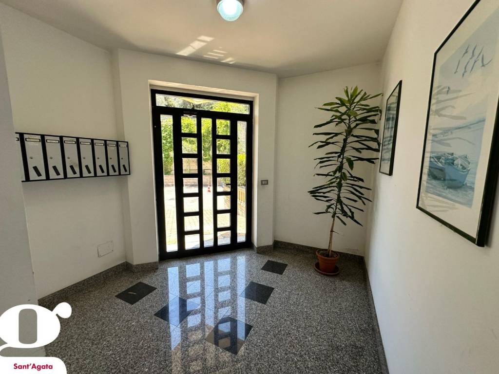Appartamento a Sant'agata di militello in VIA CIRCONVALLAZIONE MONACI, 6 - Foto 4