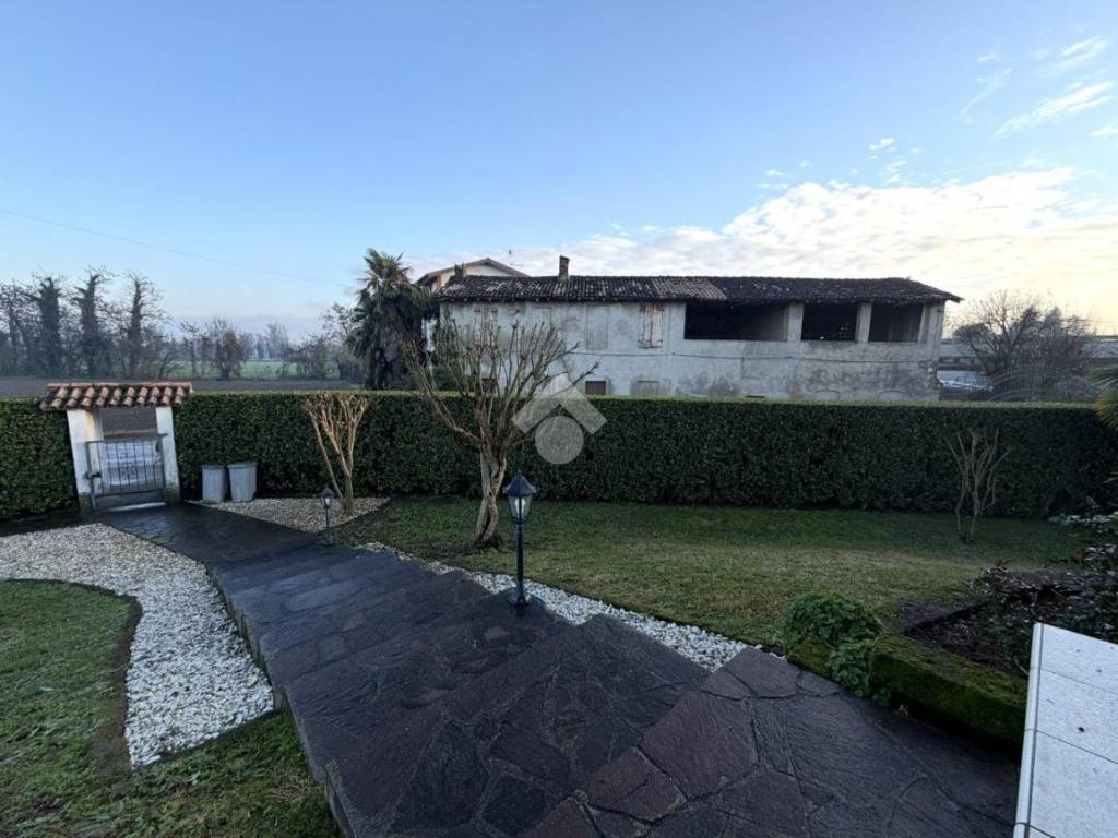 Villa a Soncino in Via paolo iv, 12 - Foto 3