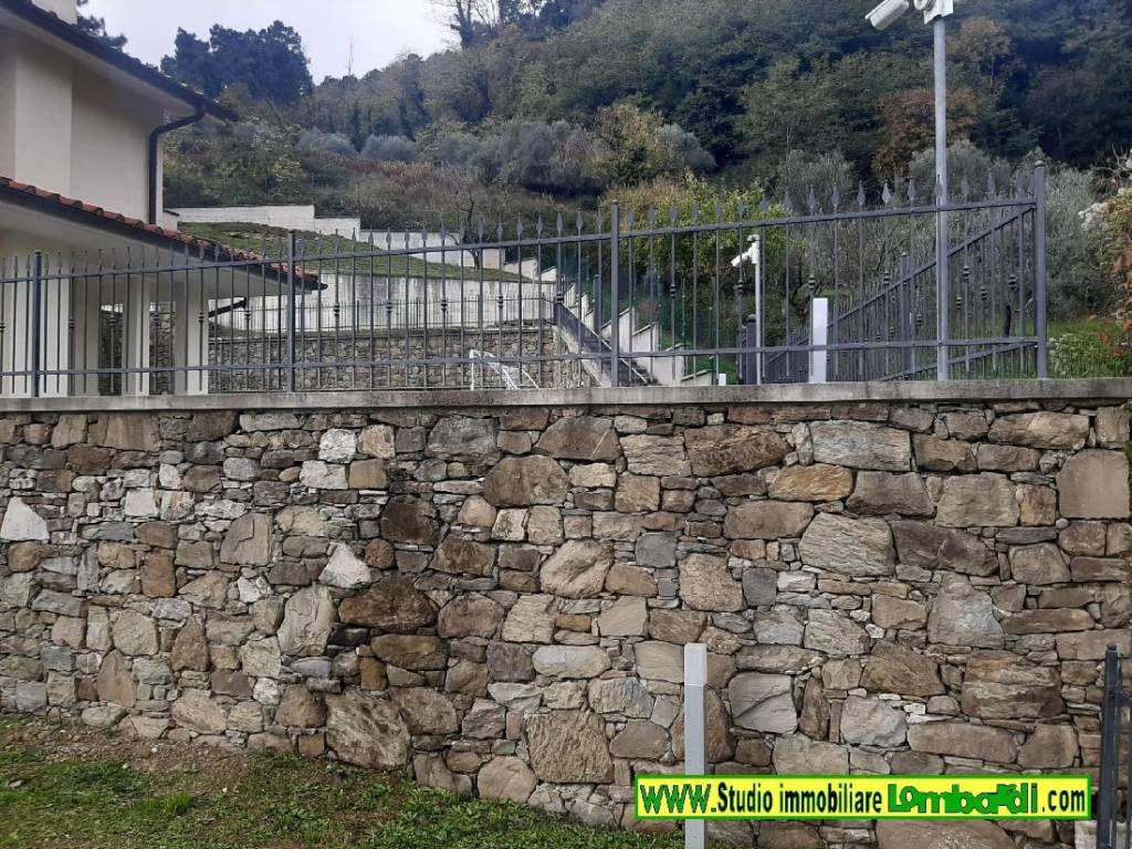 Villa a Vaiano in Via Nuova per Schignano - Foto 3