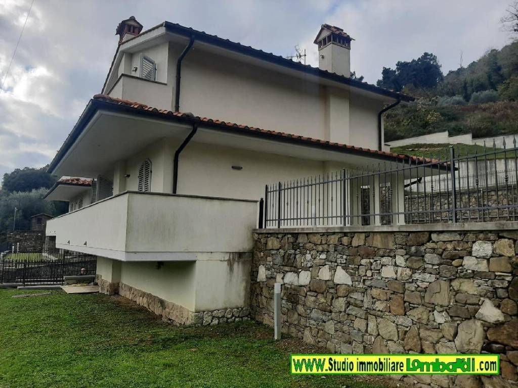 Villa a Vaiano in Via Nuova per Schignano - Foto 4