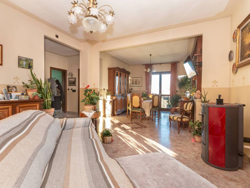 Villa a Revello in Via Staffarda - Foto 5