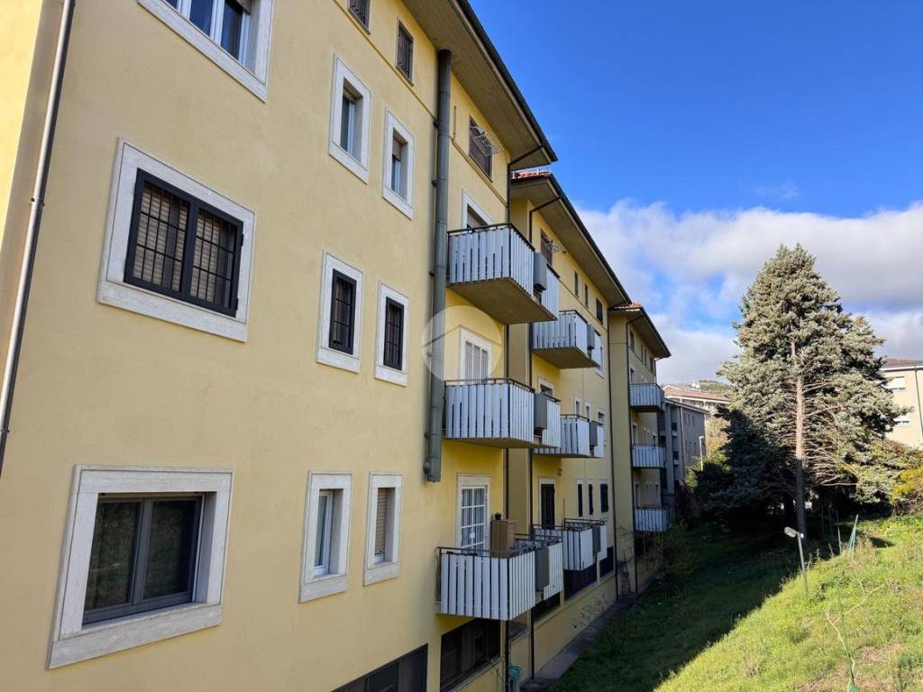 Appartamento a L'aquila in APPARTAMENTO VIA COLLE SAPONE, 10 - Foto 2