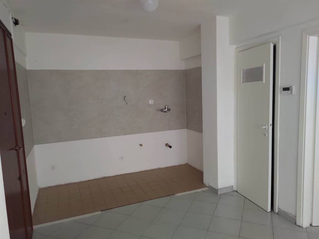 Appartamento a Livorno in Via Fiorenza, 3 - Foto 5