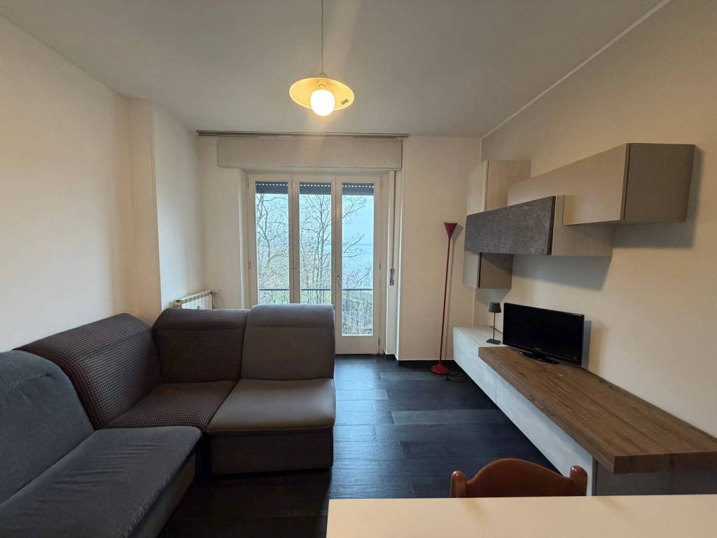 Appartamento a Castelletto sopra ticino in Via Cicognola - Foto 2