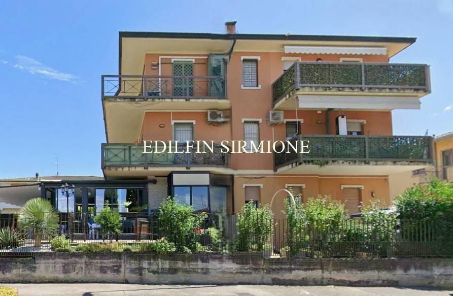 Appartamento a Sirmione in Via Toscana, 14 - Foto 2