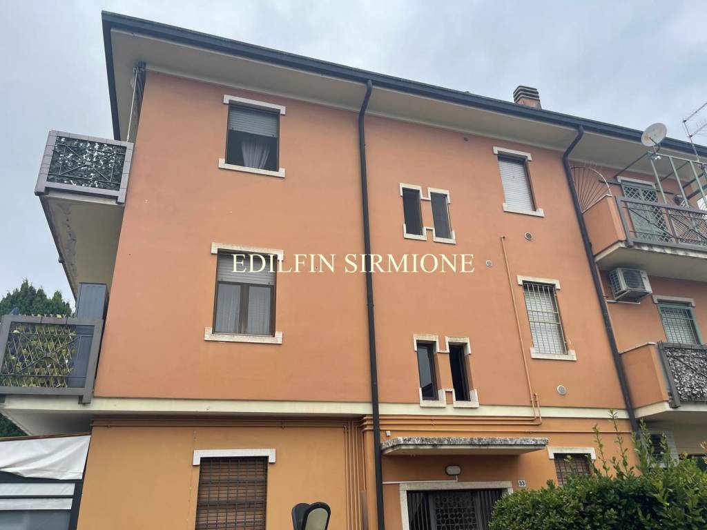 Appartamento a Sirmione in Via Toscana, 14 - Foto 3
