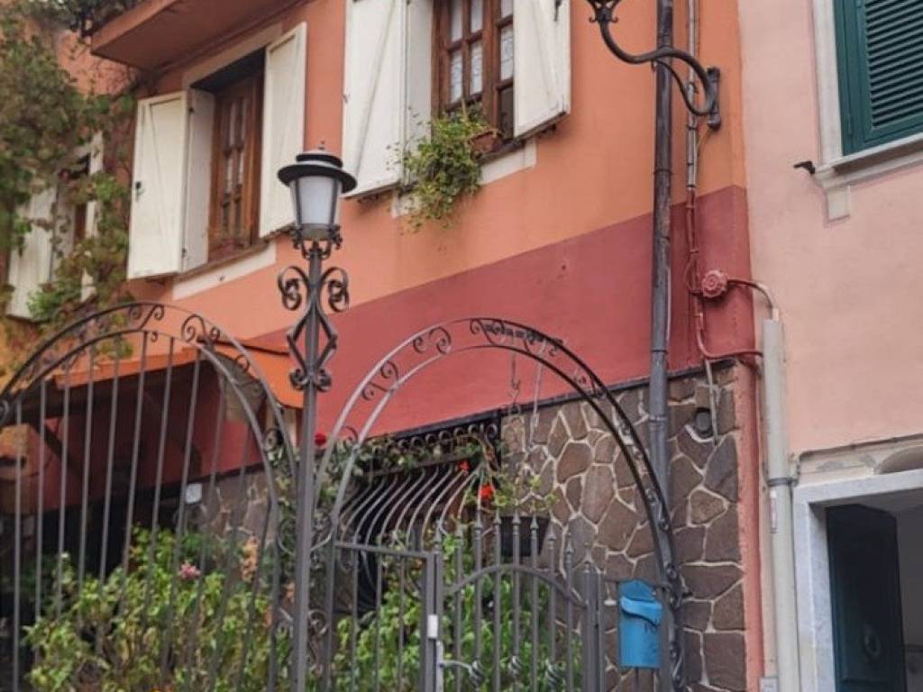 Appartamento a Torriglia in Via Magioncalda, 30 - Foto 2