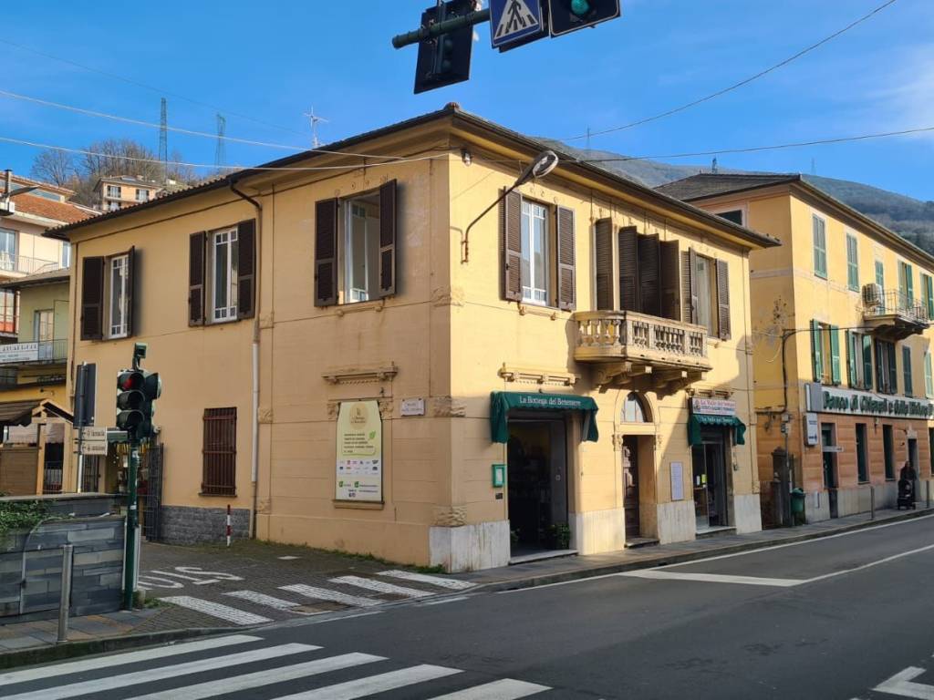 Casa indipendente a Moconesi in Piazza Vittorio Basso - Foto 2