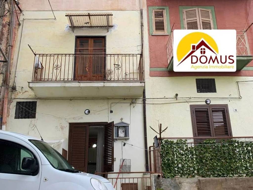 Villa a Misilmeri in Via Giusto Ferraro, 14 - Foto 2