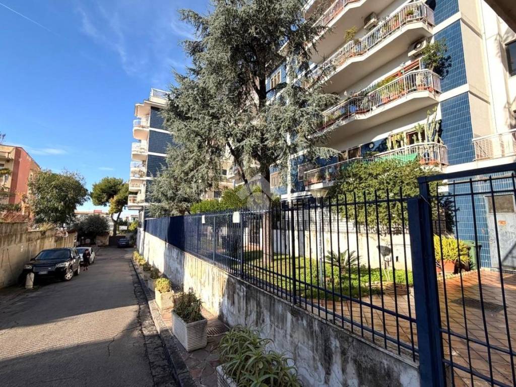 Appartamento a Portici in Via pagliano, 7 - Foto 4