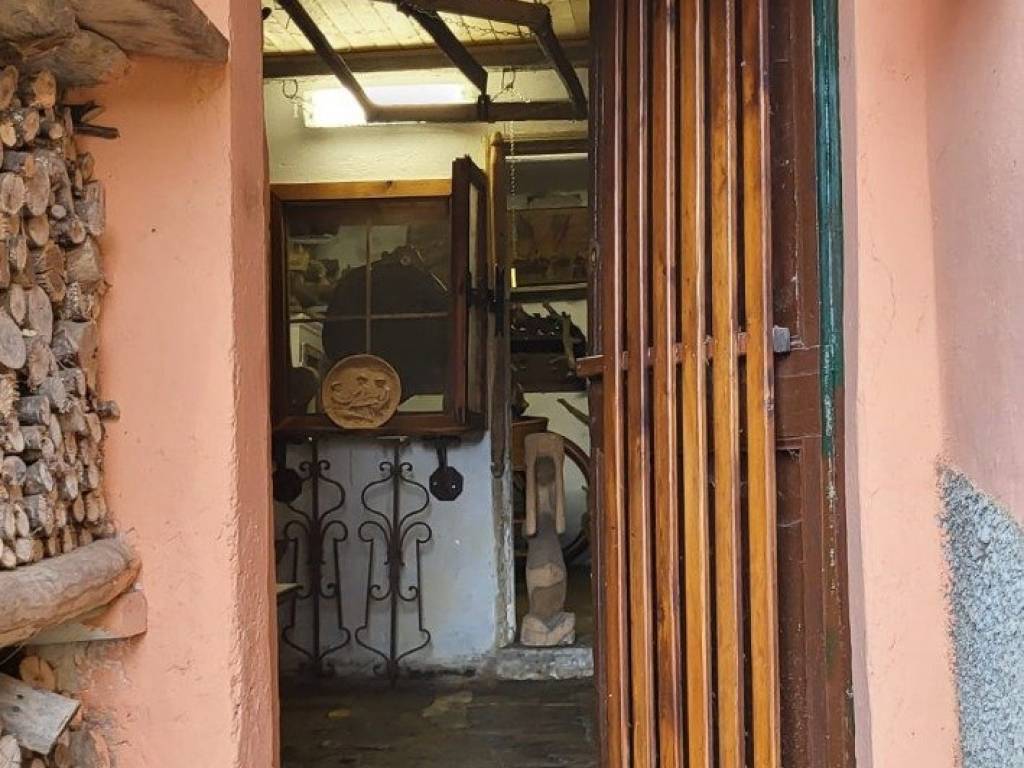 Casa indipendente a Montebruno in Località Caprili, 61 - Foto 4