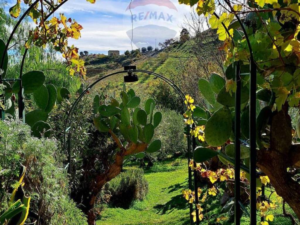 Villa a Castellana sicula in via trieste - Foto 5