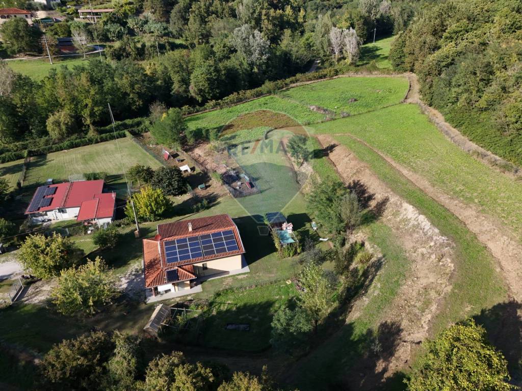 Immobile a Castelfranco piandisco in Via Fruscola, 6 - Foto 2