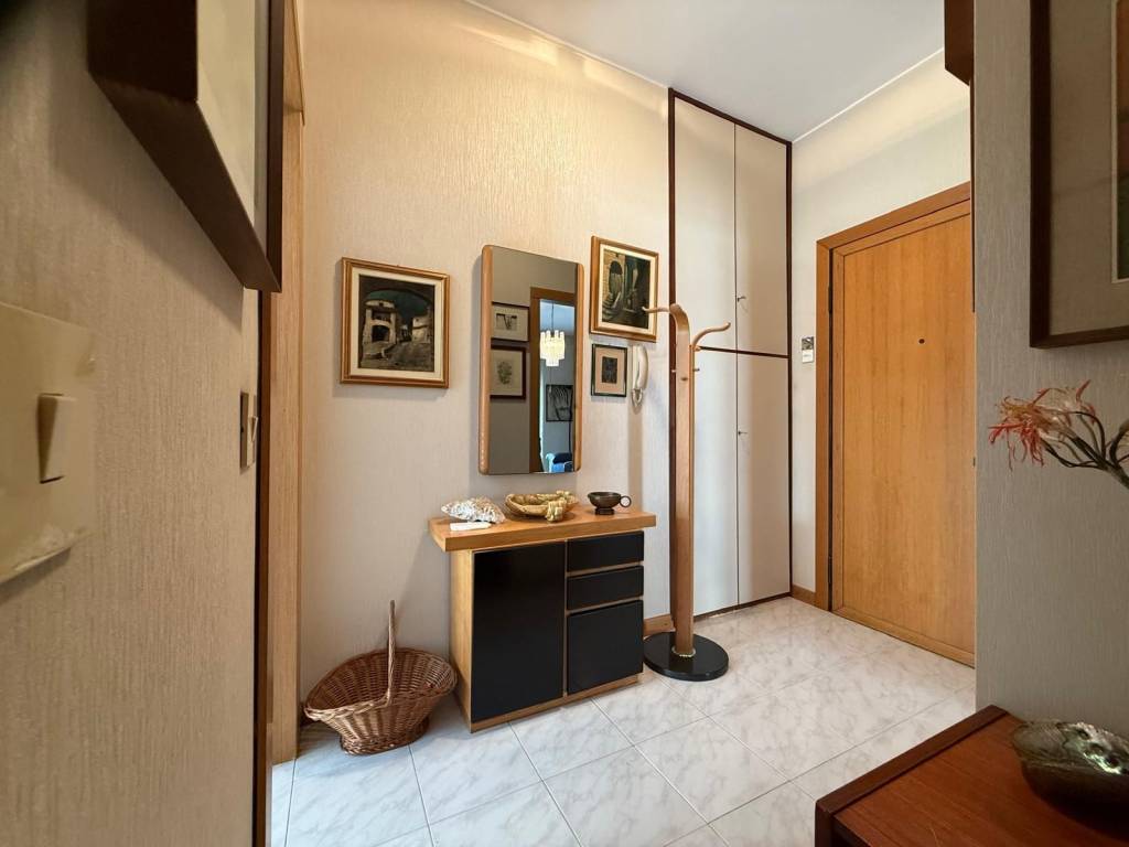 Appartamento a Brugherio in Via Volturno, 80 - Foto 2