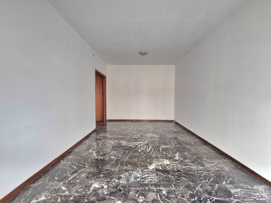 Appartamento a Padova in Via Gio Batta Valvasori - Foto 3