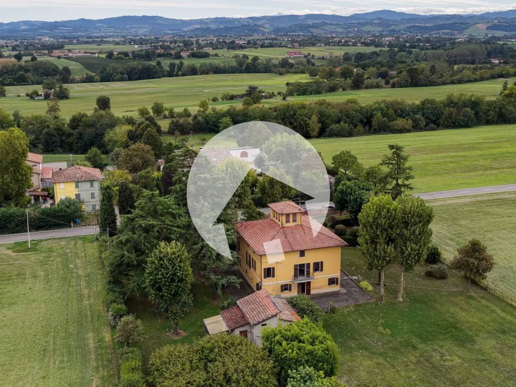 Villa a Cavriago in Via Ghiardo, 16 - Foto 2