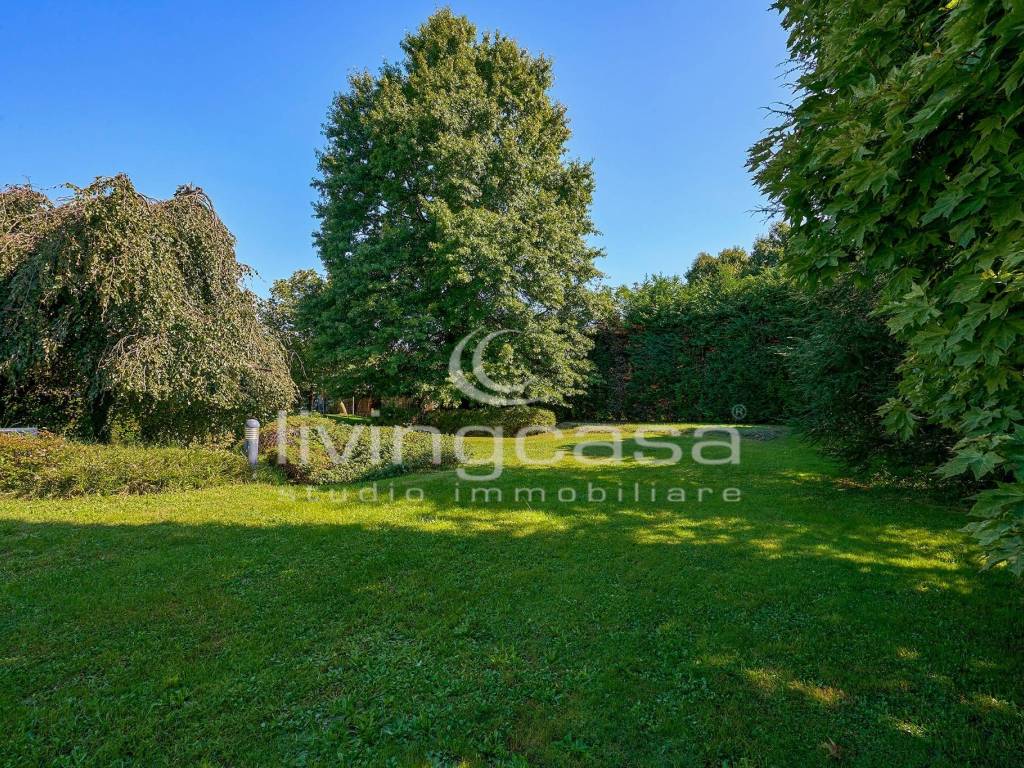 Villa a Besana in brianza in Via Roletto - Foto 4