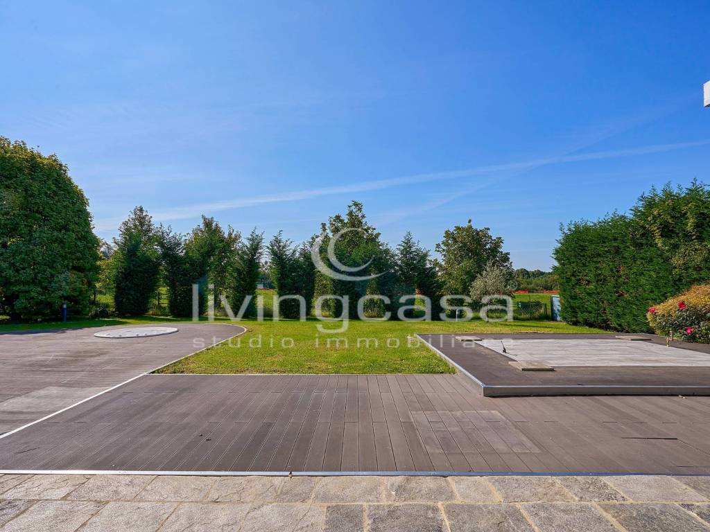 Villa a Besana in brianza in Via Roletto - Foto 5