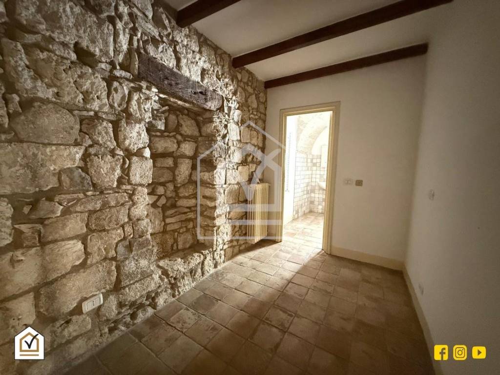 Casa indipendente a Triggiano in Via Attilio Nitti - Foto 3