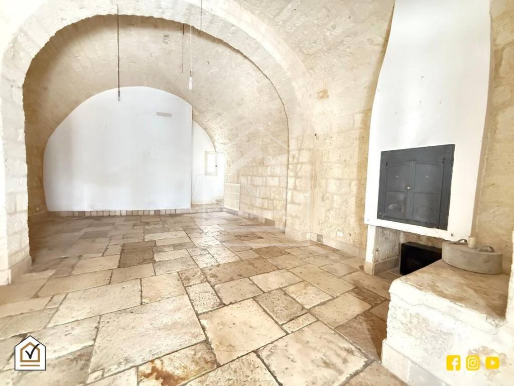 Casa indipendente a Triggiano in Via Attilio Nitti - Foto 4