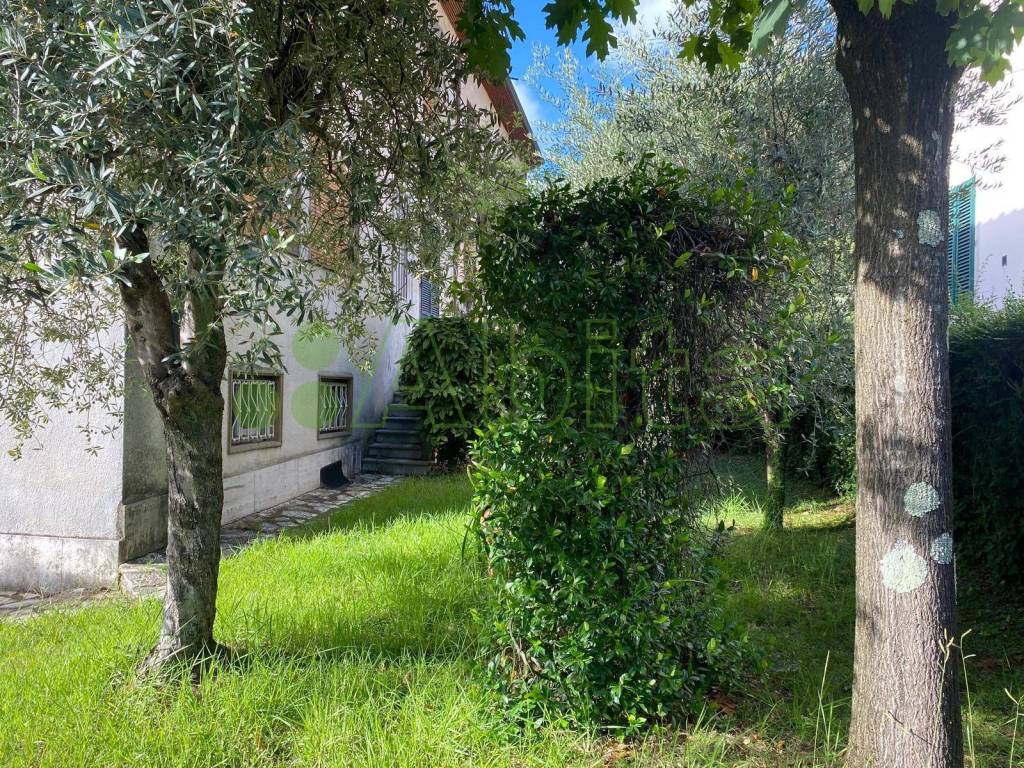 Villa a Lucca in VIA DELLE TAGLIATE, 314 - Foto 2
