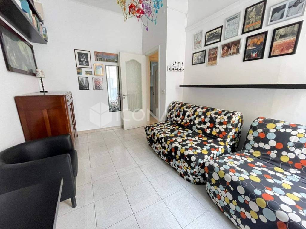 Appartamento a Bari in Via Giulio Petroni, 41 - Foto 2