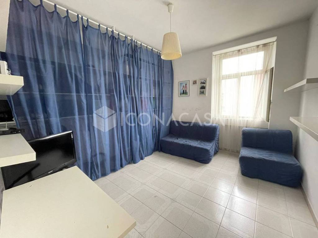 Appartamento a Bari in Via Giulio Petroni, 41 - Foto 3