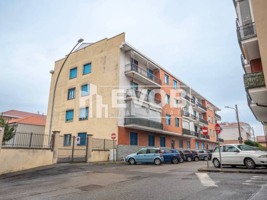 Appartamento a Rivoli in Via Scrivia, 14 - Foto 2
