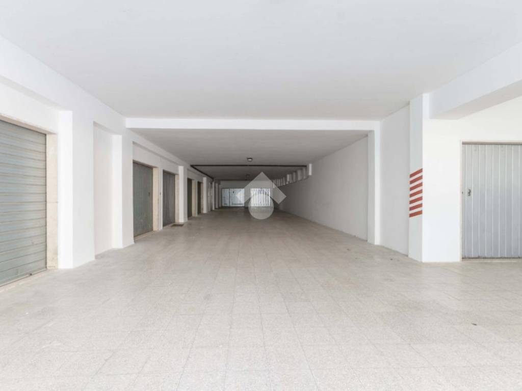 Box / garage a Roseto degli abruzzi in Via Colle Patito - Foto 2