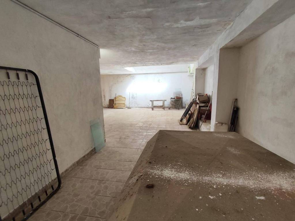 Box / garage a Guidonia montecelio in Via Nazario Sauro, 39 - Foto 4