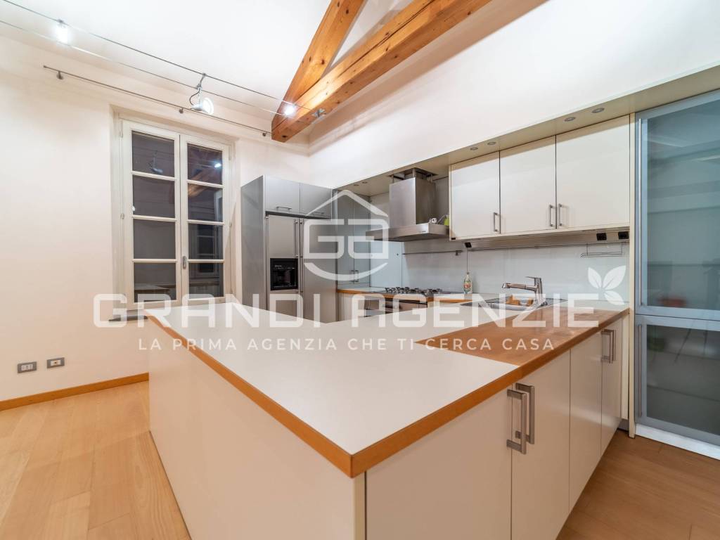 Appartamento a Parma in Via Francesco Petrarca - Foto 2