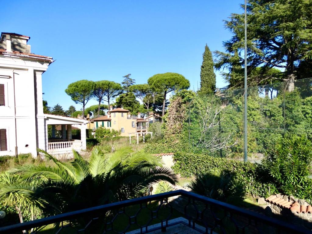 Villa a Grottaferrata in Viale San Bartolomeo - Foto 4