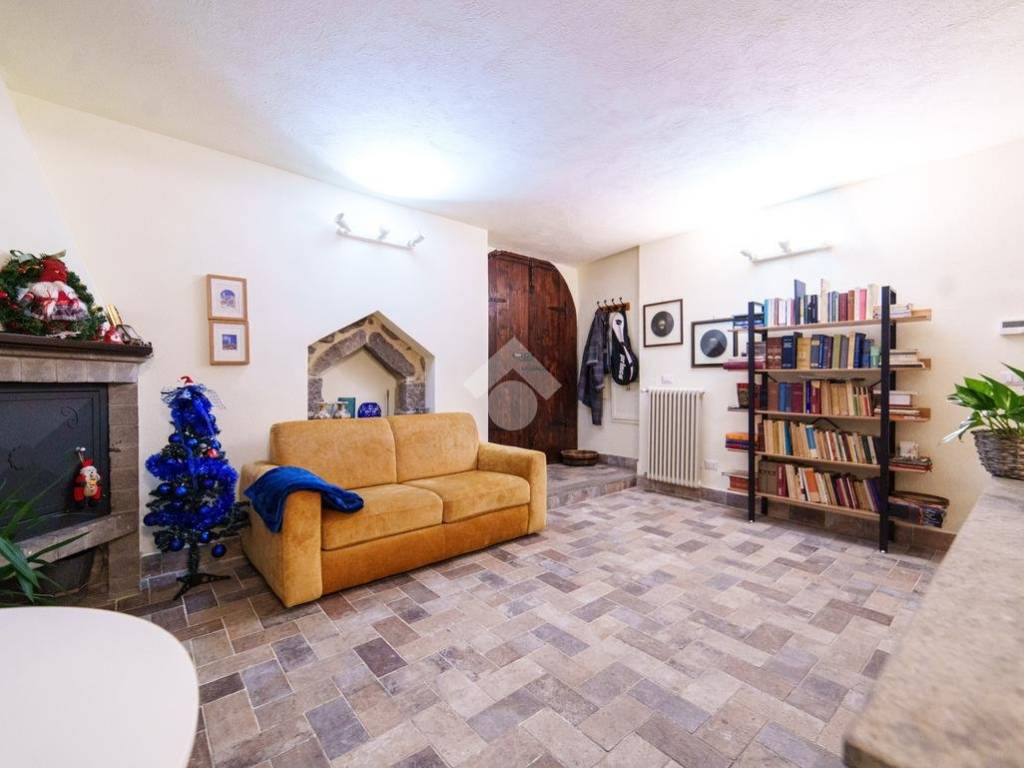 Casa indipendente a Viterbo in Via Grotti, 10 - Foto 4