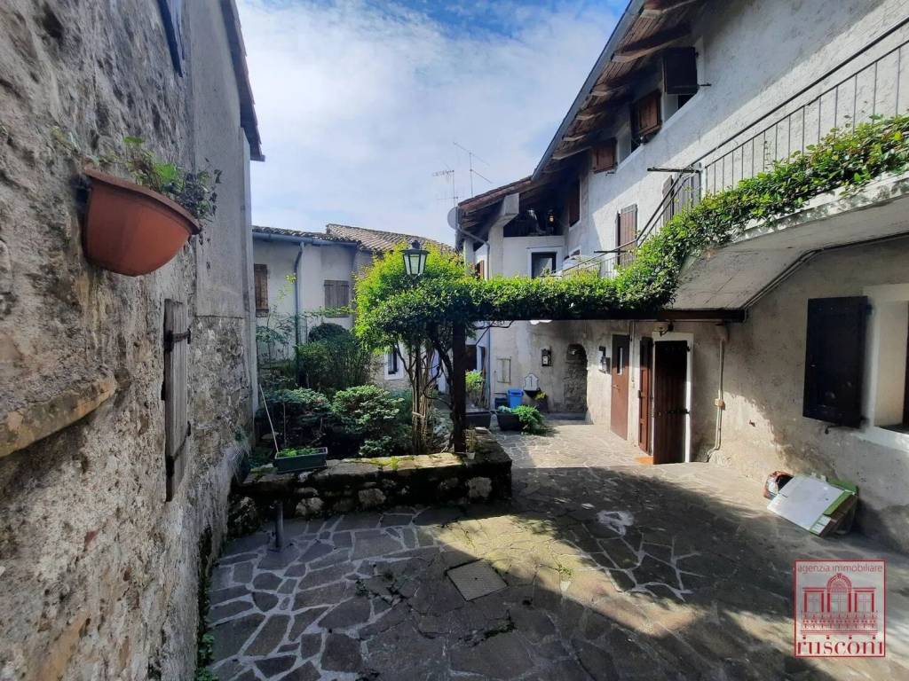 Villa a Frisanco in Via Voul, 62 - Foto 2