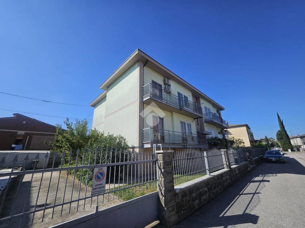 Appartamento a San giovanni lupatoto in Via Siena, 4 - Foto 5