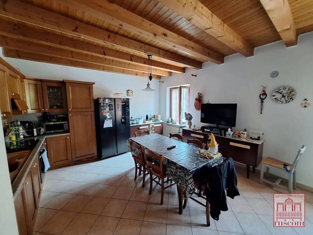 Villa a Spilimbergo in Piazza Gorizia, 6 - Foto 2