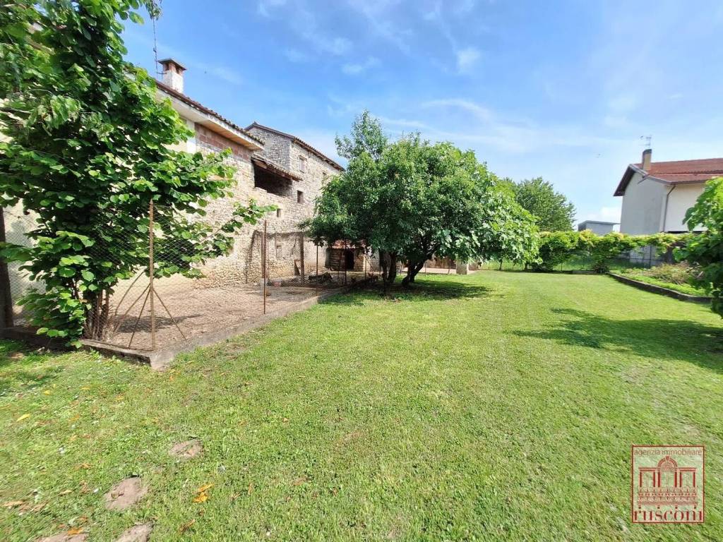 Villa a Spilimbergo in Piazza Gorizia, 6 - Foto 4