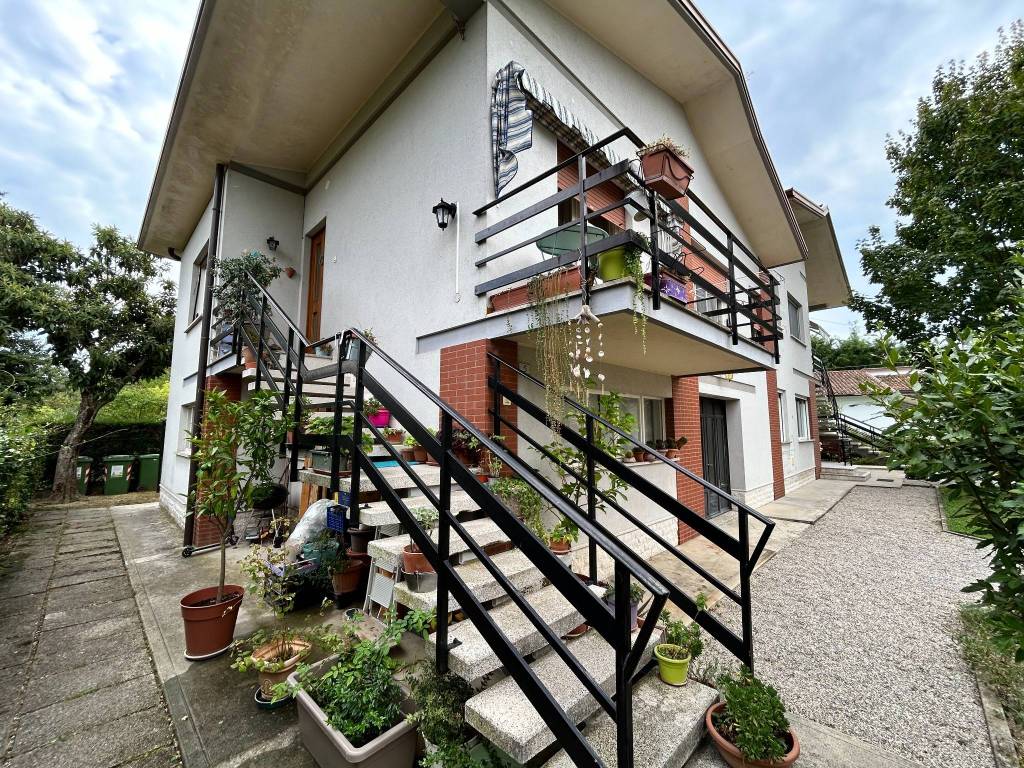 Appartamento a Gradisca d'isonzo in Via Spazzapan - Foto 2