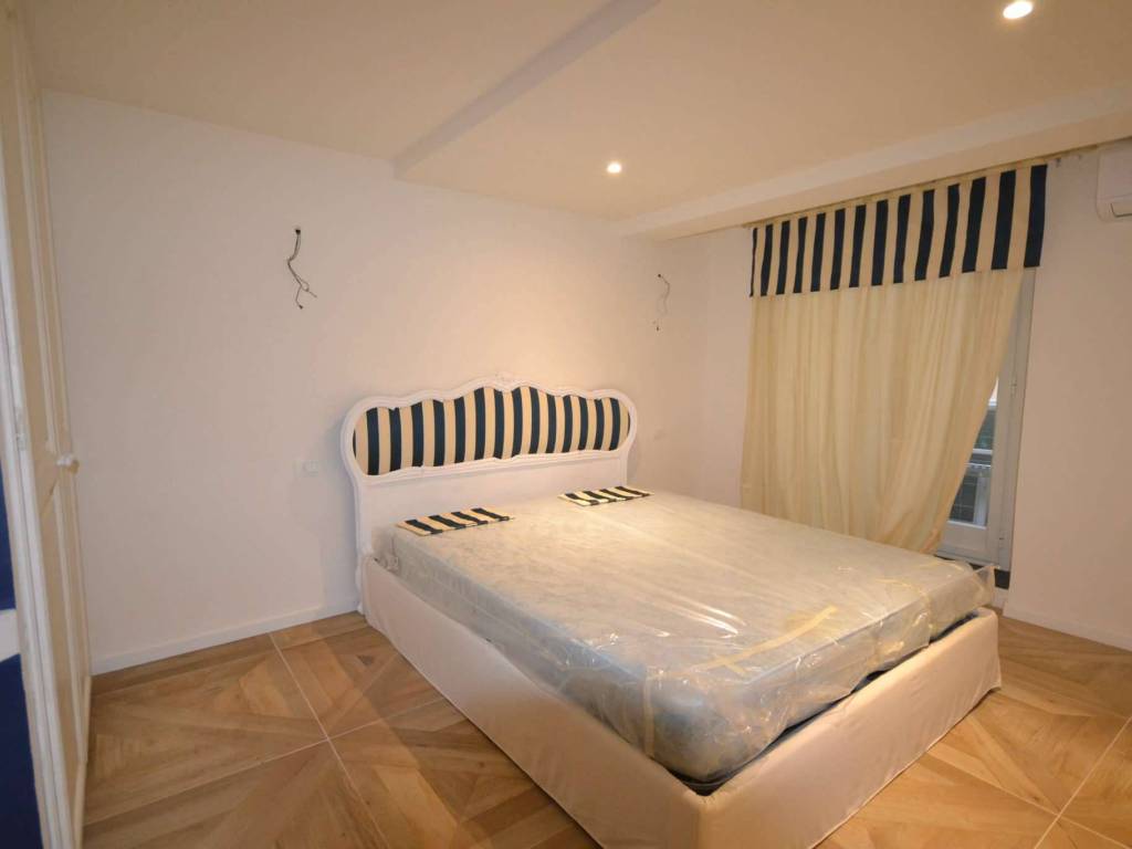 Appartamento a Genova in via SAN LORENZO - Foto 3