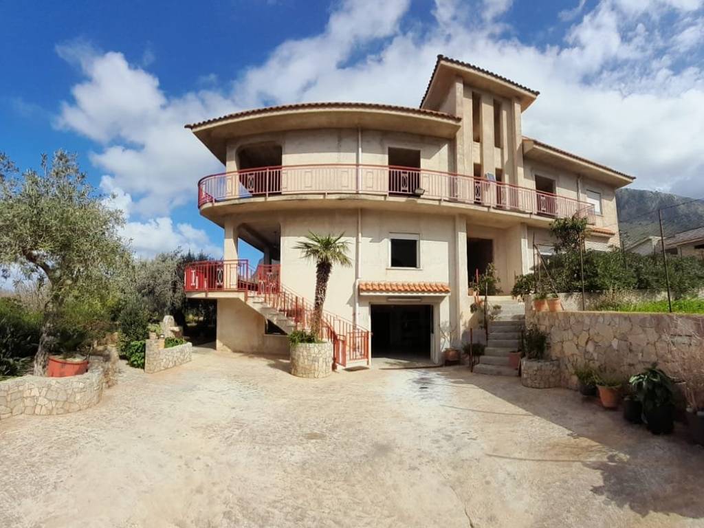 Villa a Cinisi in Via Alcide De Gasperi - Foto 2