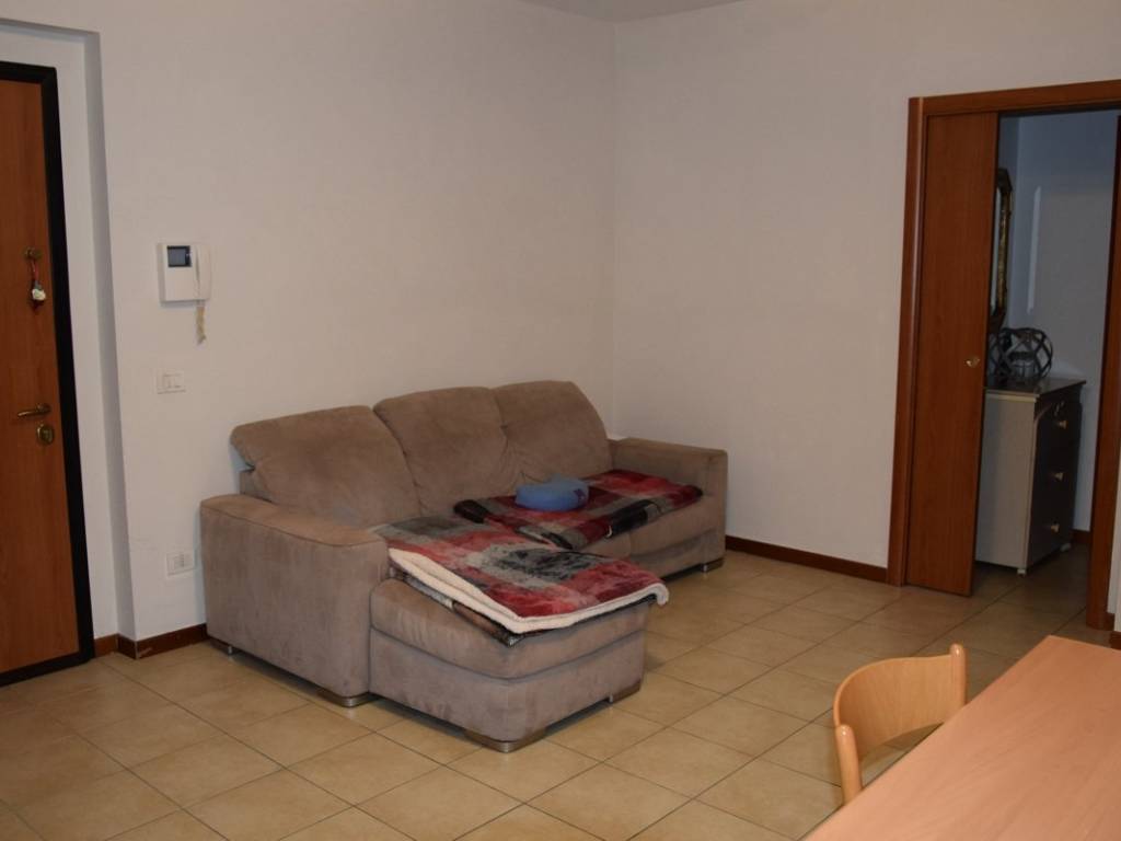 Appartamento a Foligno in Via Gemona - Foto 3