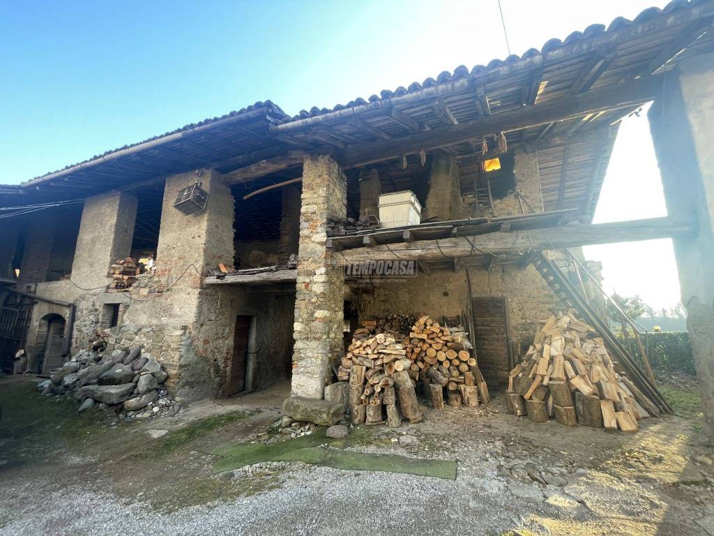 Casa indipendente a Cisano bergamasco in Via Valbonaga Di Sotto, Valbonaga 12 - Foto 2