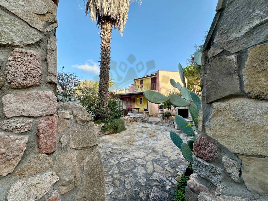 Villa a Quartu sant'elena in Via dei Tigli - Foto 5