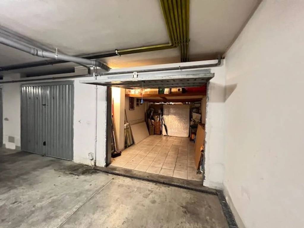 Box / garage a Brindisi in Via Monte Sabotino S.N.C. - Foto 2
